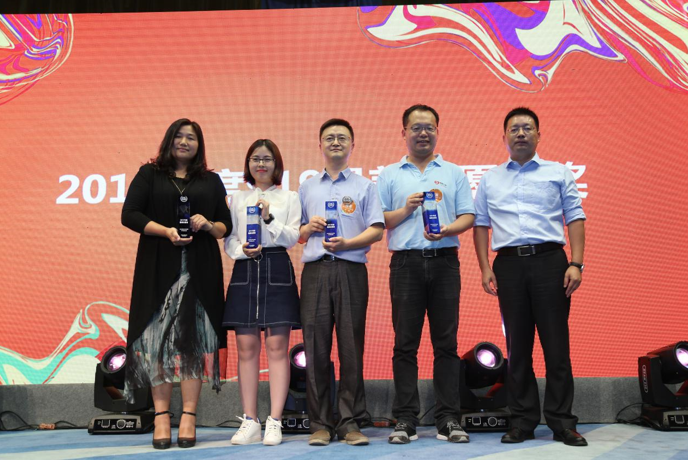 1505943103193611.png blob.png