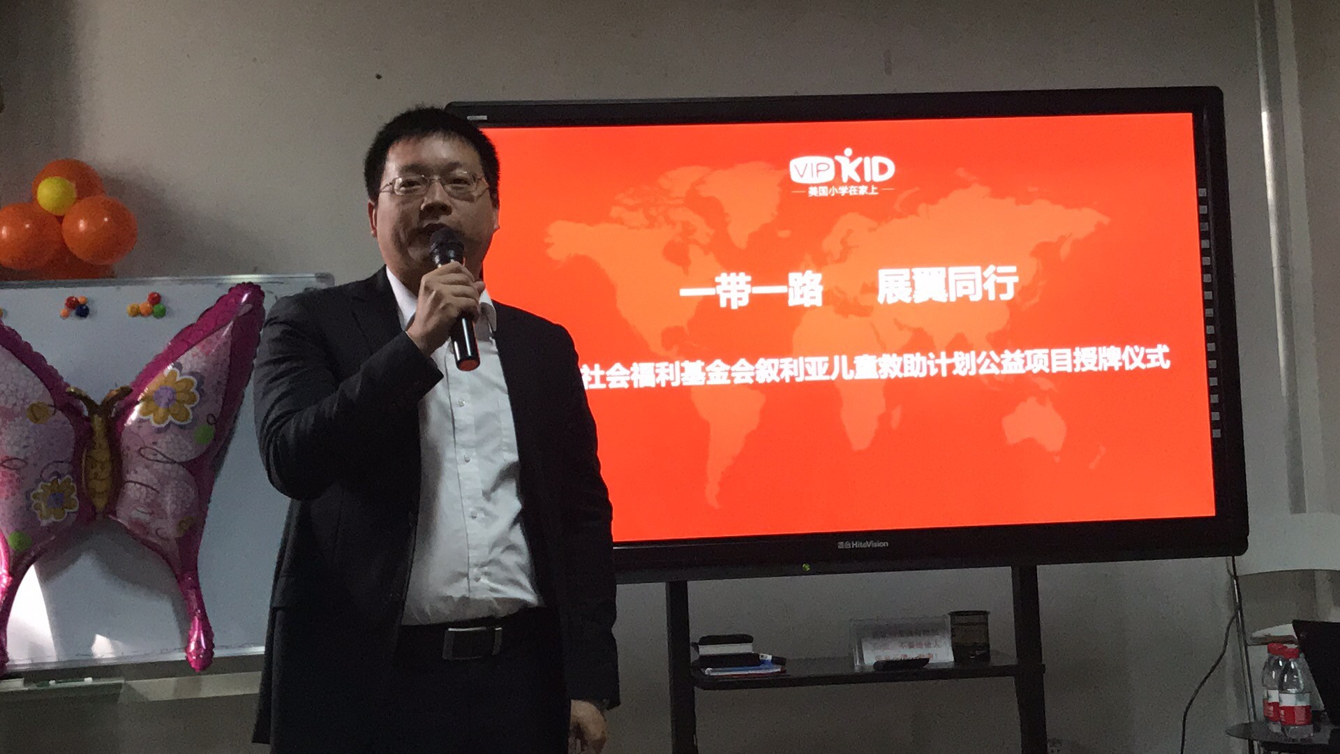 1508253656464846.jpg dw.jpg